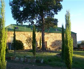 Cleburne - Accommodation Mount Tamborine 0