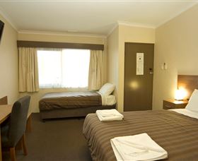 Seabrook Hotel Motel - Accommodation Mount Tamborine 0