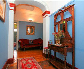 Lodge On Elizabeth - The - Accommodation Mount Tamborine 1