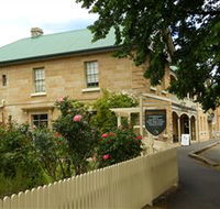 Ross Hotel - Accommodation Mount Tamborine