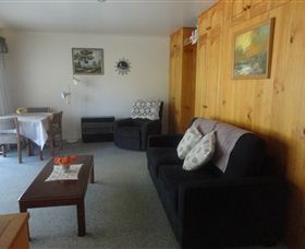 Blue Wren Tea Gardens - Accommodation Mount Tamborine 0