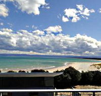 Freycinet Beach Apartments - Accommodation Mount Tamborine