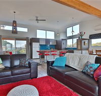 Seymour Waves - Accommodation Mount Tamborine