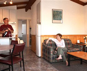 Ashley Gardens BIG4 Holiday Village - Aspen Parks - Accommodation Mount Tamborine 5