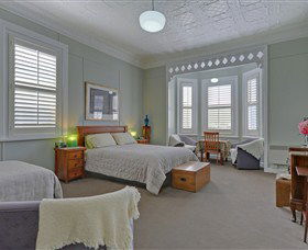 Mt Lyell Anchorage - Accommodation Mount Tamborine 2