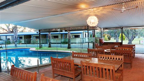 Deniliquin Golf Leisure Resort - Accommodation Mount Tamborine 2