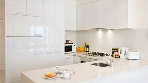 Melbourne Short Stay Apartments - On Whiteman - Accommodation Mount Tamborine 2