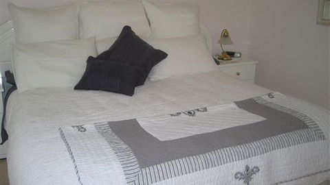 Burrabliss Bed And Breakfast - Accommodation Mount Tamborine 4