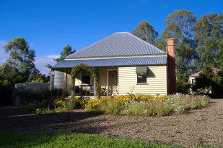 Mary Anns Cottage - Accommodation Mount Tamborine 0