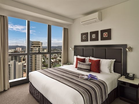 Meriton Serviced Apartments Brisbane On Adelaide Street - Accommodation Mount Tamborine 2