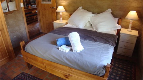 Wartook Rise Mudbrick Cabins - Accommodation Mount Tamborine 4