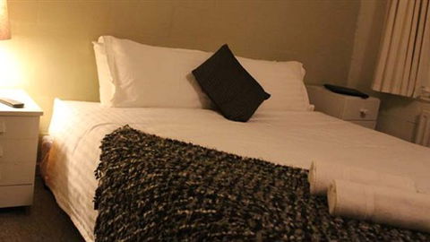 Feathertop Alpine Lodge - Accommodation Mount Tamborine 5