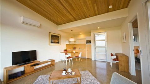 Aalborg Bright - Accommodation Mount Tamborine 4