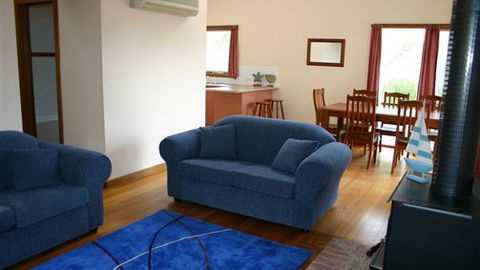 Front Beach Torquay Beach Houses - Accommodation Mount Tamborine 1