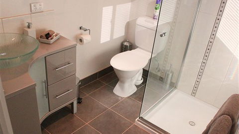 Acacia Villa - Accommodation Mount Tamborine 4