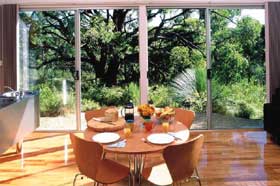 Ridgetop Retreats - Accommodation Mount Tamborine 1