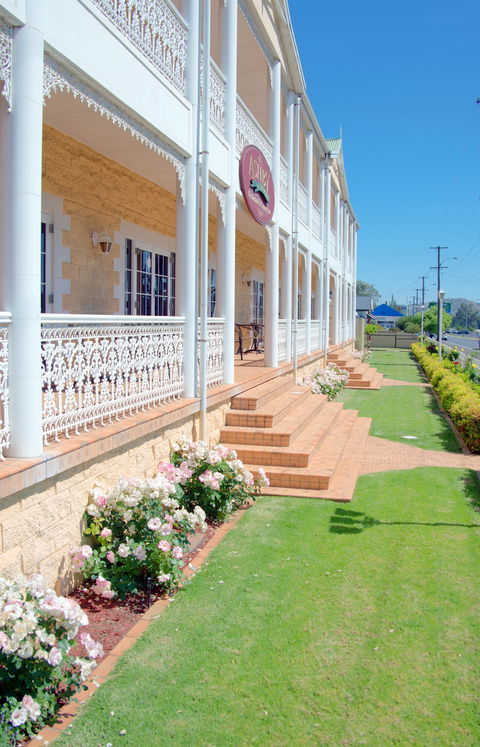 Ashby House Motor Inn - Accommodation Mount Tamborine 1