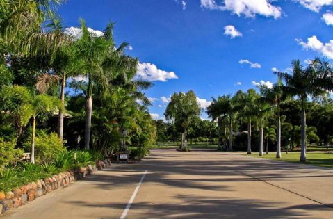 Aussie Outback Oasis Cabin & Van Village - Accommodation Mount Tamborine 2