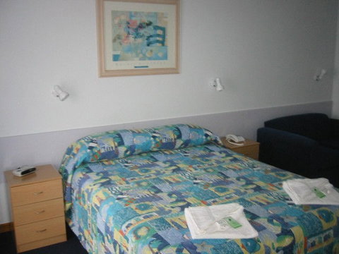 Bass & Flinders Motor Inn - Accommodation Mount Tamborine 1