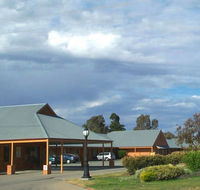 Bishop's Lodge Motor Inn - Accommodation Mount Tamborine