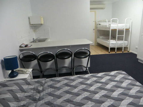 Charters Towers Heritage Lodge Motel - Accommodation Mount Tamborine 6