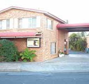 Clock Tower Motor Inn - Accommodation Mount Tamborine