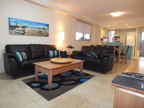 Pacific Marina Apartments - Accommodation Mount Tamborine 1