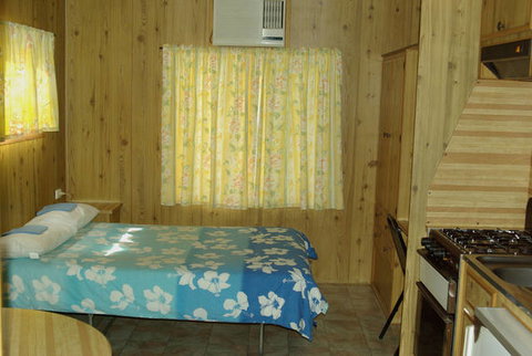 Crocodile Caravan  & Camping Park - Accommodation Mount Tamborine 3