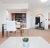 Diplomat Hotel - Accommodation Mount Tamborine