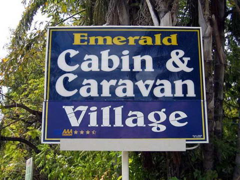 Emerald Cabin & Caravan Village - Accommodation Mount Tamborine 1