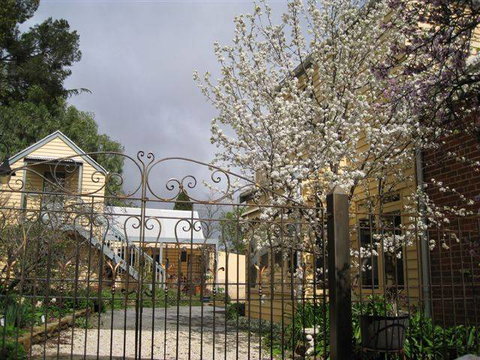 Fitzgeralds On Lyttleton - Accommodation Mount Tamborine 2