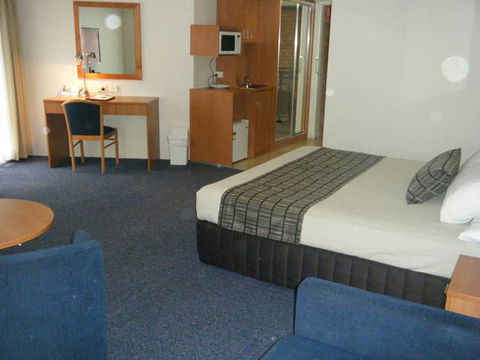 Galaxy Motel - Accommodation Mount Tamborine 2