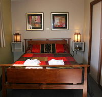 Golden Embers Apartments and B  B - Accommodation Mount Tamborine