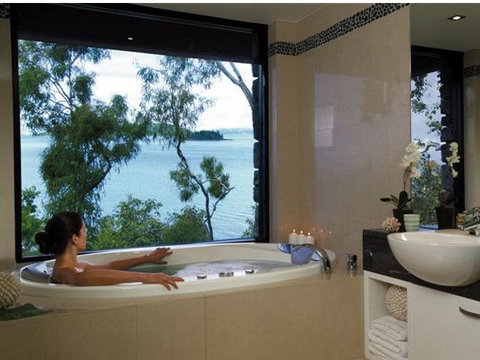 Hamilton Island Private Apartments - Accommodation Mount Tamborine 2
