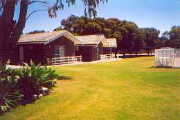 Highview Holiday Village Caravan Park - Accommodation Mount Tamborine 0