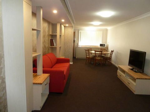 McNevins Tamworth Motel - Accommodation Mount Tamborine 0