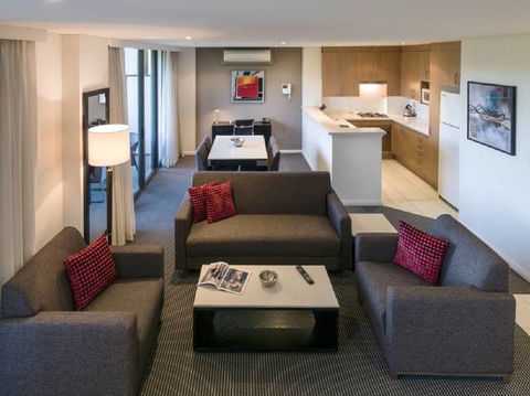 Meriton Serviced Apartments Parramatta - Accommodation Mount Tamborine 1