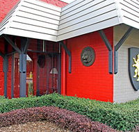 New England Motor Lodge - Accommodation Mount Tamborine