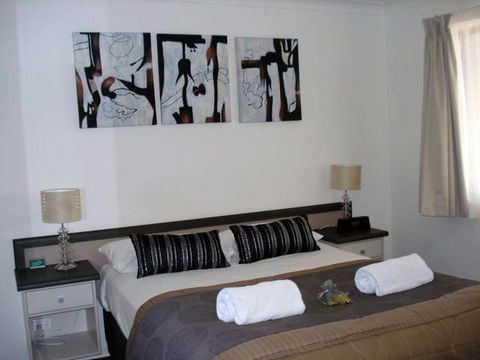 Oakey Motor Inn - Accommodation Mount Tamborine 3