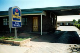Oasis Motor Inn - Accommodation Mount Tamborine 0