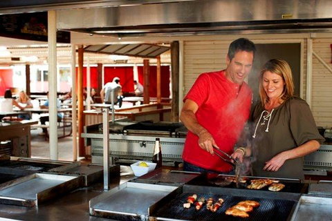 Outback Pioneer Hotel - Accommodation Mount Tamborine 9