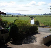 Poinciana Motel - Accommodation Mount Tamborine