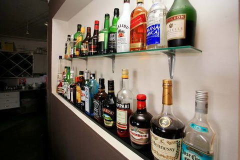 The Bank Guesthouse - Accommodation Mount Tamborine 8