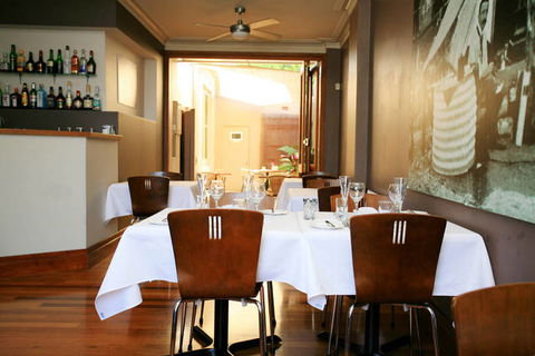 The Bank Guesthouse - Accommodation Mount Tamborine 9