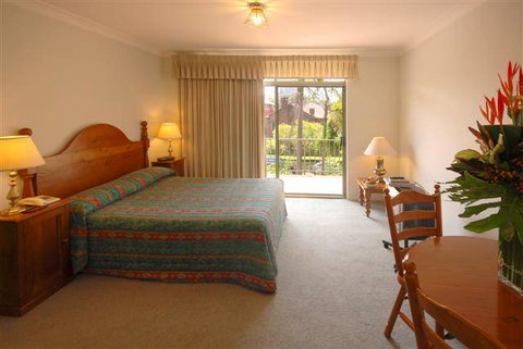 The Belmore All-Suite Hotel - Accommodation Mount Tamborine 0
