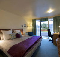 The Waterfront Wynyard - Accommodation Mount Tamborine