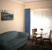 Victoria Lodge Motor Inn  Serviced Apartments - Accommodation Mount Tamborine