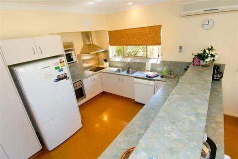 While Away Bed & Breakfast - Accommodation Mount Tamborine 3