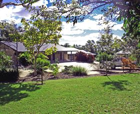 Emeraldene Inn And Eco-Lodge - Accommodation Mount Tamborine 1