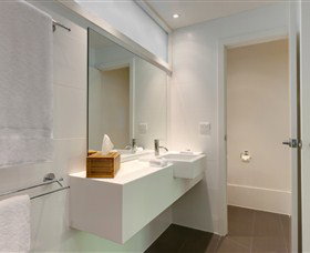 Hamilton Island Palm Bungalows - Accommodation Mount Tamborine 2